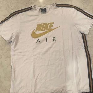 Men’s XL Nike Tshirt